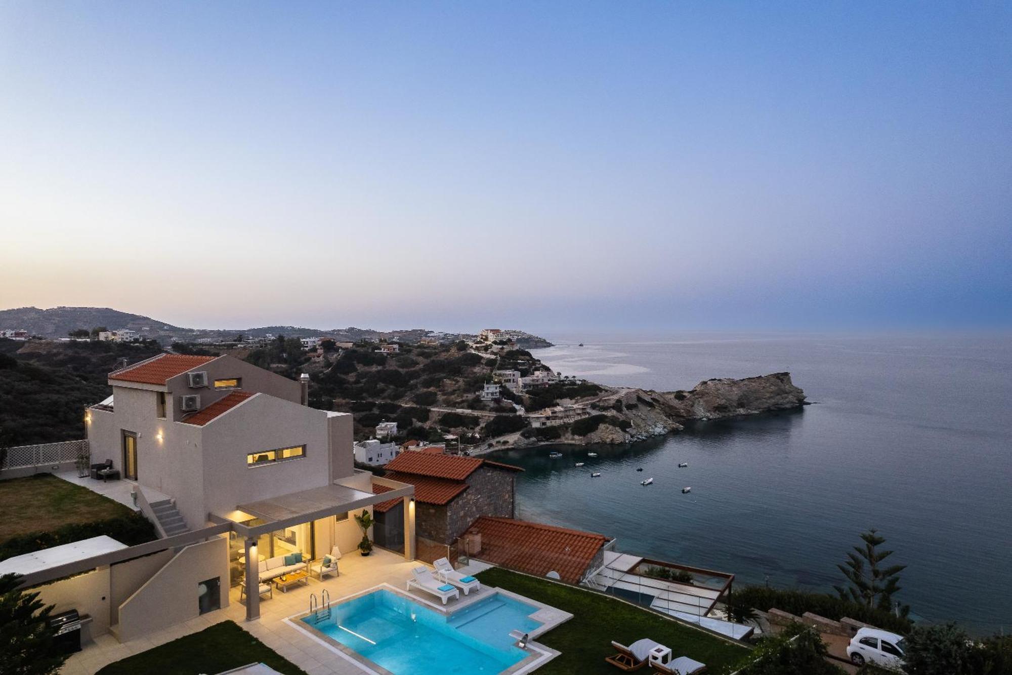 Villa Ligaria Pinnacle Buitenkant foto